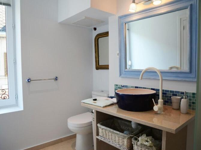 48 Urban Suites Dun-le-Palestel Oda fotoğraf