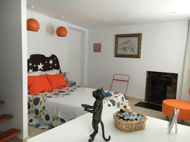 48 Urban Suites Dun-le-Palestel Oda fotoğraf